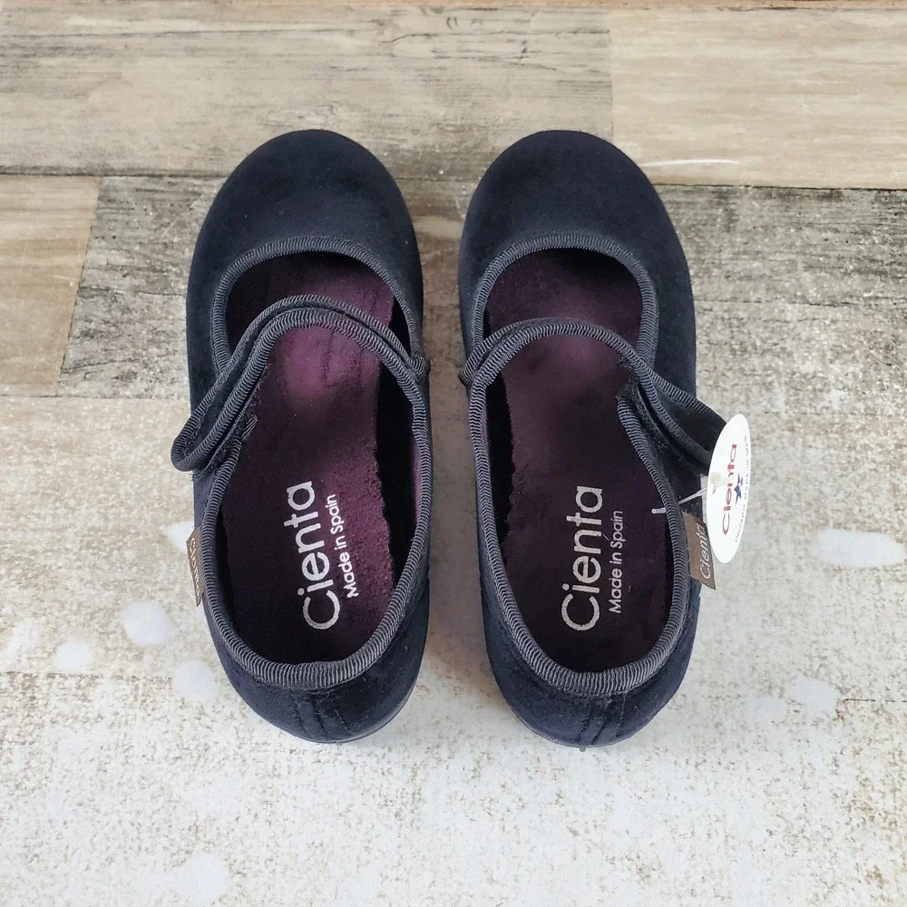 Cienta Kids Mary Jane Flats Sz 12.5 Black Velvet Comfort Hook & Loop Strap